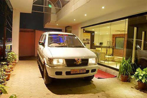 Vinayaga By Poppys ,Kumbakonam Hotel Exterior photo