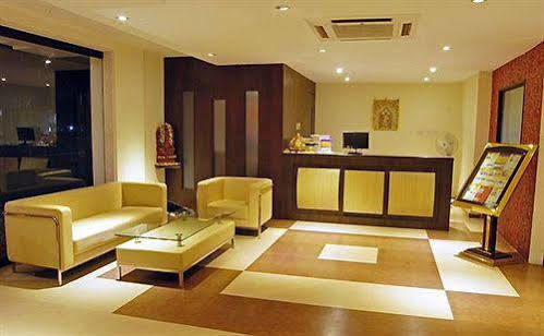 Vinayaga By Poppys ,Kumbakonam Hotel Exterior photo